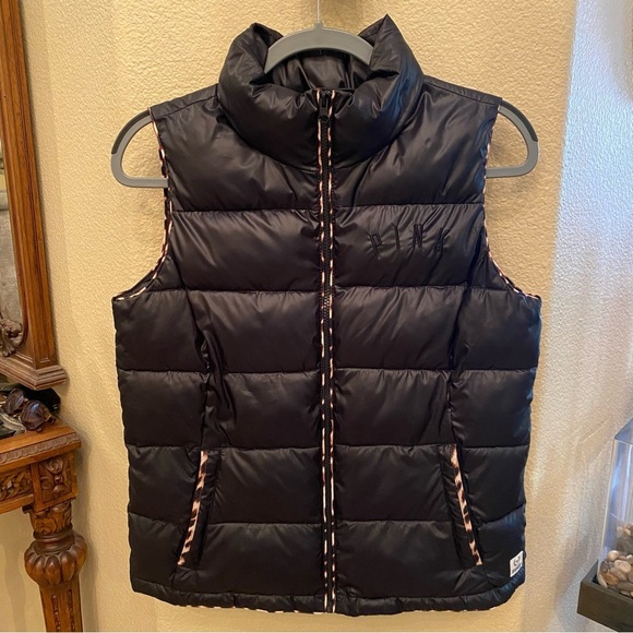 PINK Victoria’s Secret Black Puffer Vest with Leopard Trim Size Small - Picture 1 of 7
